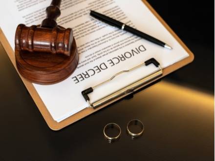 Novi, MI family law attorney
